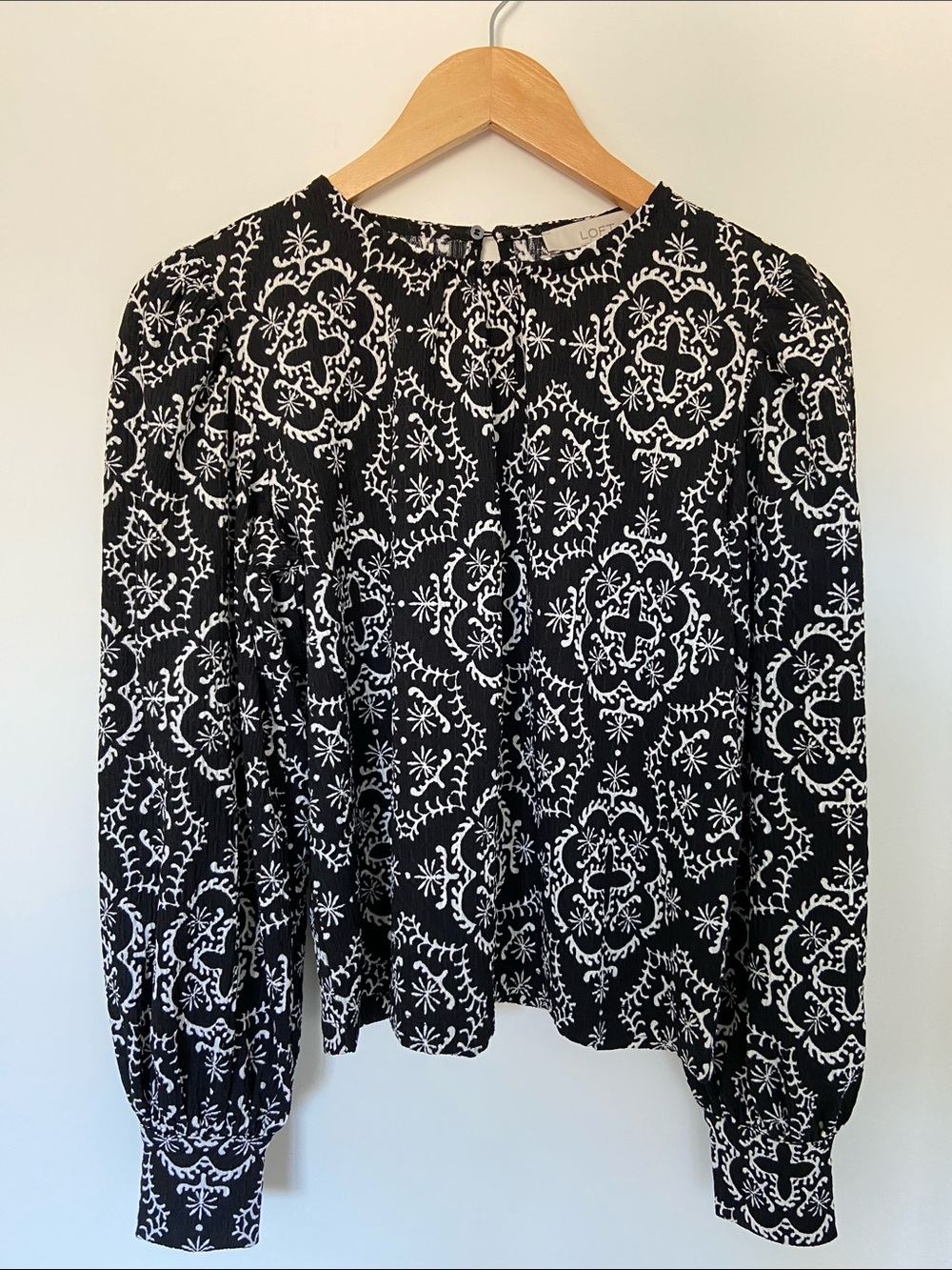 Loft Black and White Patterned Long-Sleeve Blouse-XS